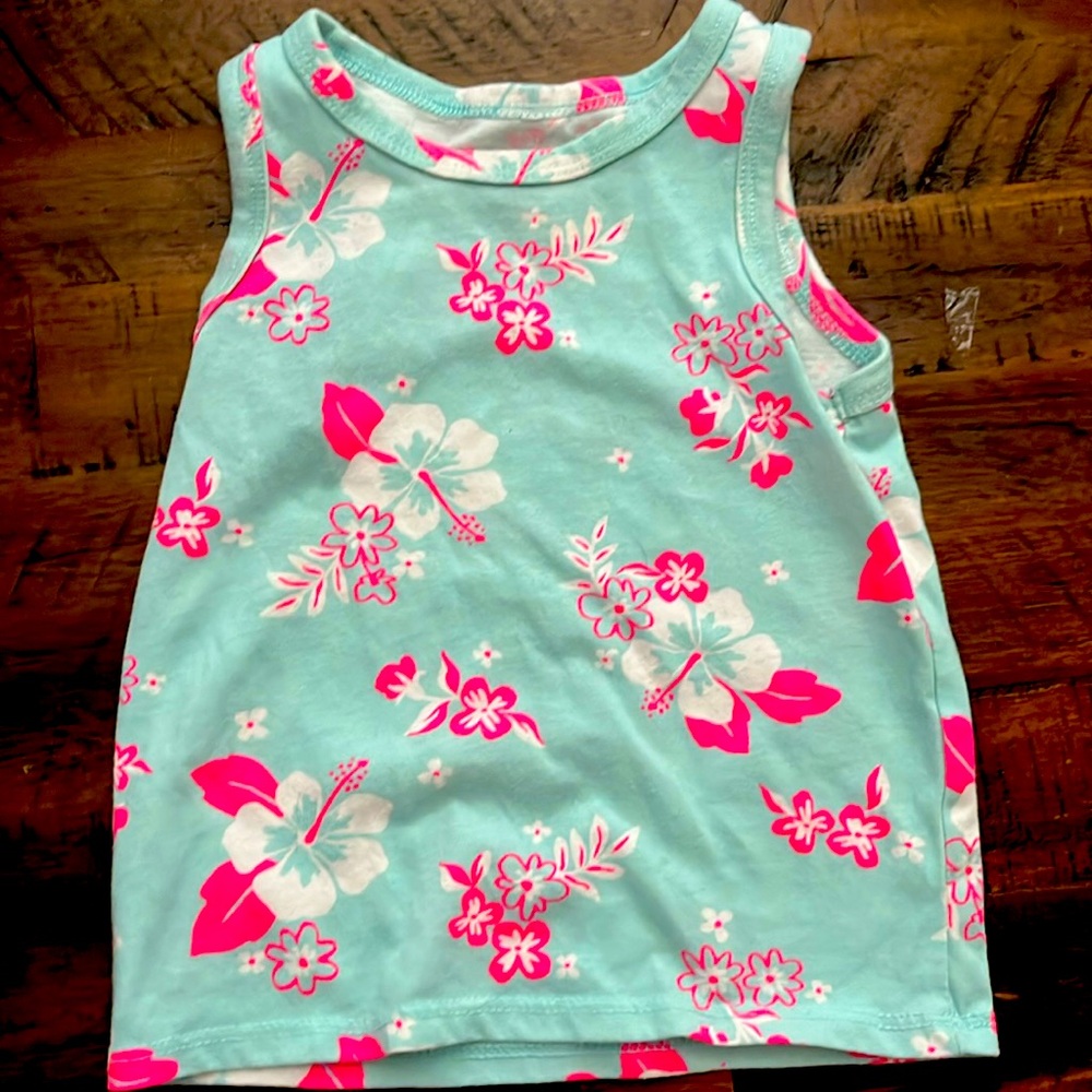 Girls 18M top never been worn